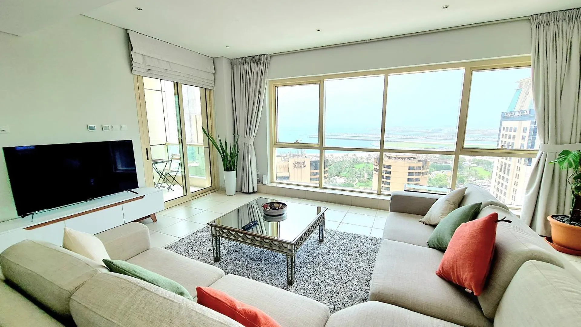 Sunrise Homes - 2 Bedroom With Panoramic Views Next To Jbr Beach Дубай